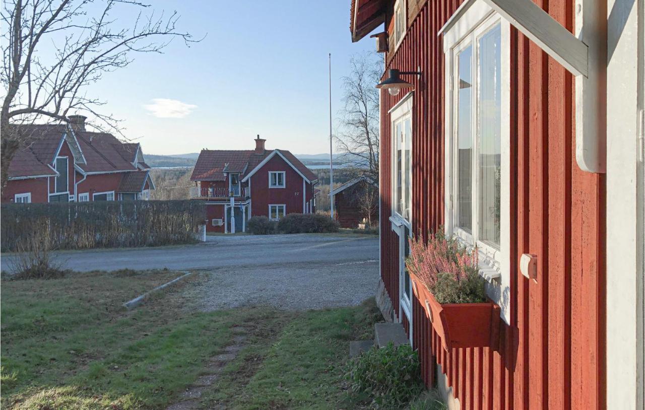 Cozy Home In Raettvik With Kitchen Εξωτερικό φωτογραφία